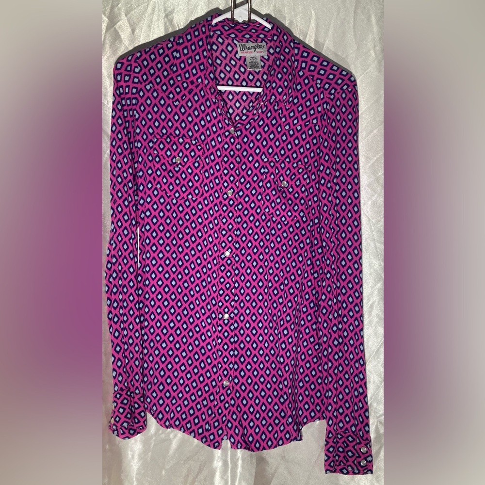 Women’s Wrangler Button Down
